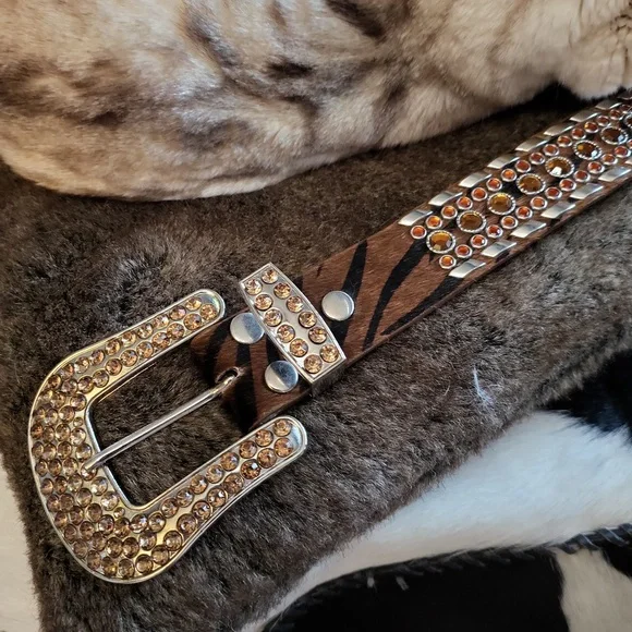 Rhinestone Crystals Filled Zebra Fur Pattern Western Belt Buckle 38” PreOwned S M L or XL Zebra BLACK LEATHER HAIR RHINESTONE WESTERN  main image 3